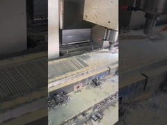 Spinneret à fusion à chaud en acier inoxydable 630 en filature en tissage en forme triangulaire